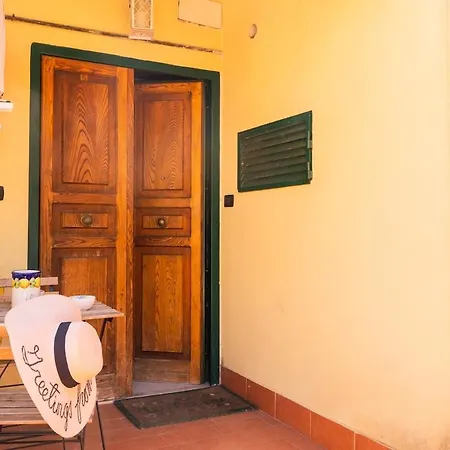 Lovely - * Salerno