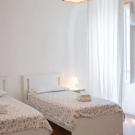 Lovely - Apartament Salerno