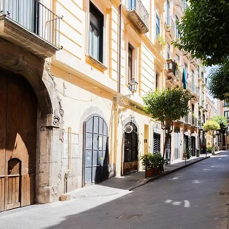 Lovely - * Salerno