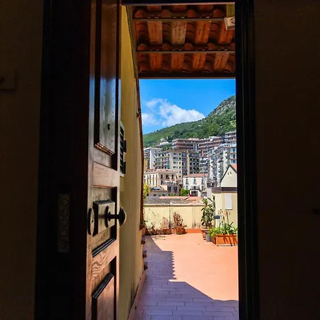 Lovely - * Salerno